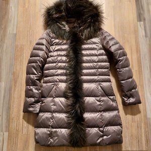 El Corte Inglés Spain: Lightweight Down Jacket - Warm, Stylish, Removable Fur
